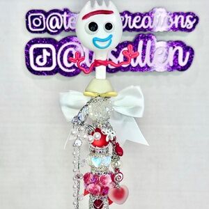 Forky beadable pen; fancy pen